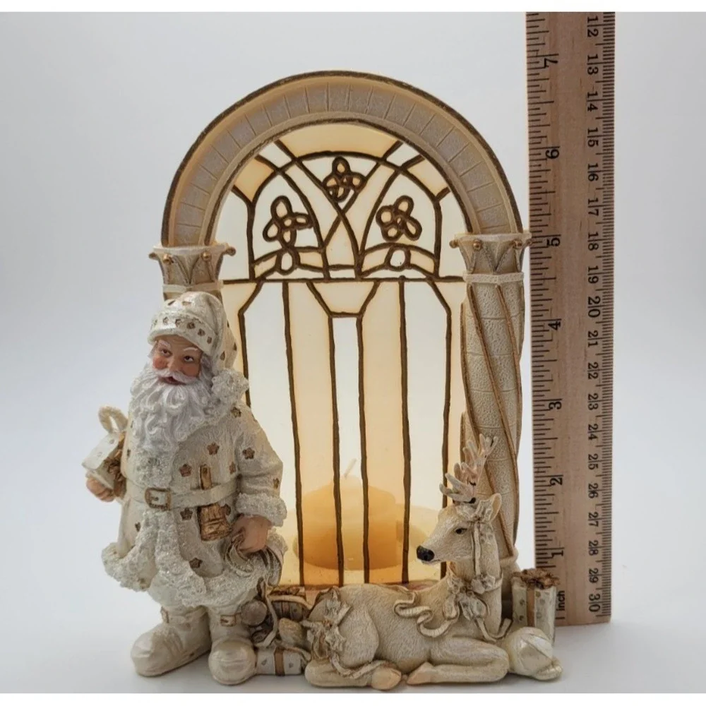 The Unbranded Brand vintage christmas